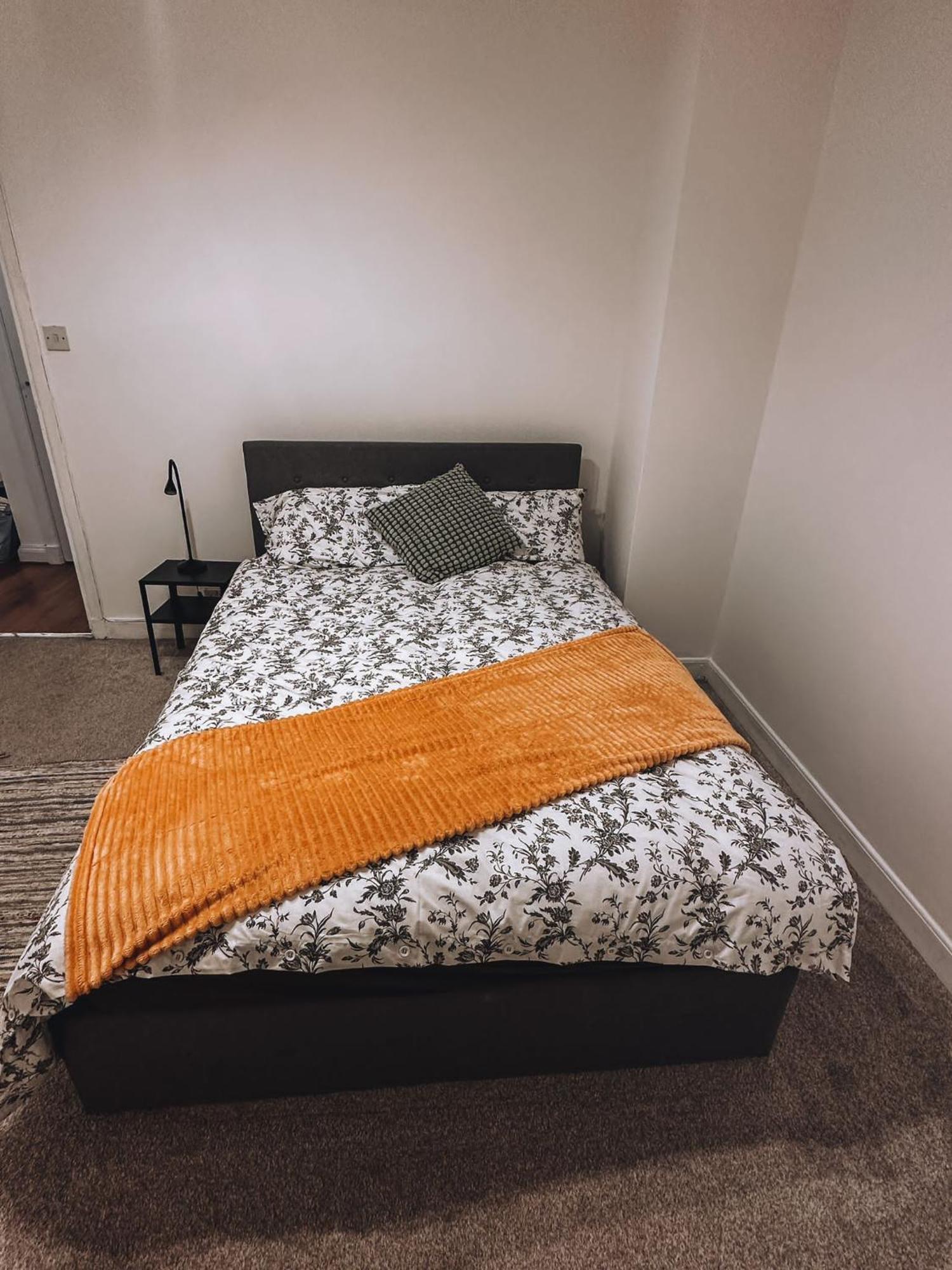 Cosy 2 Bedroom Apartment In Swiss Cottage. Londýn Exteriér fotografie