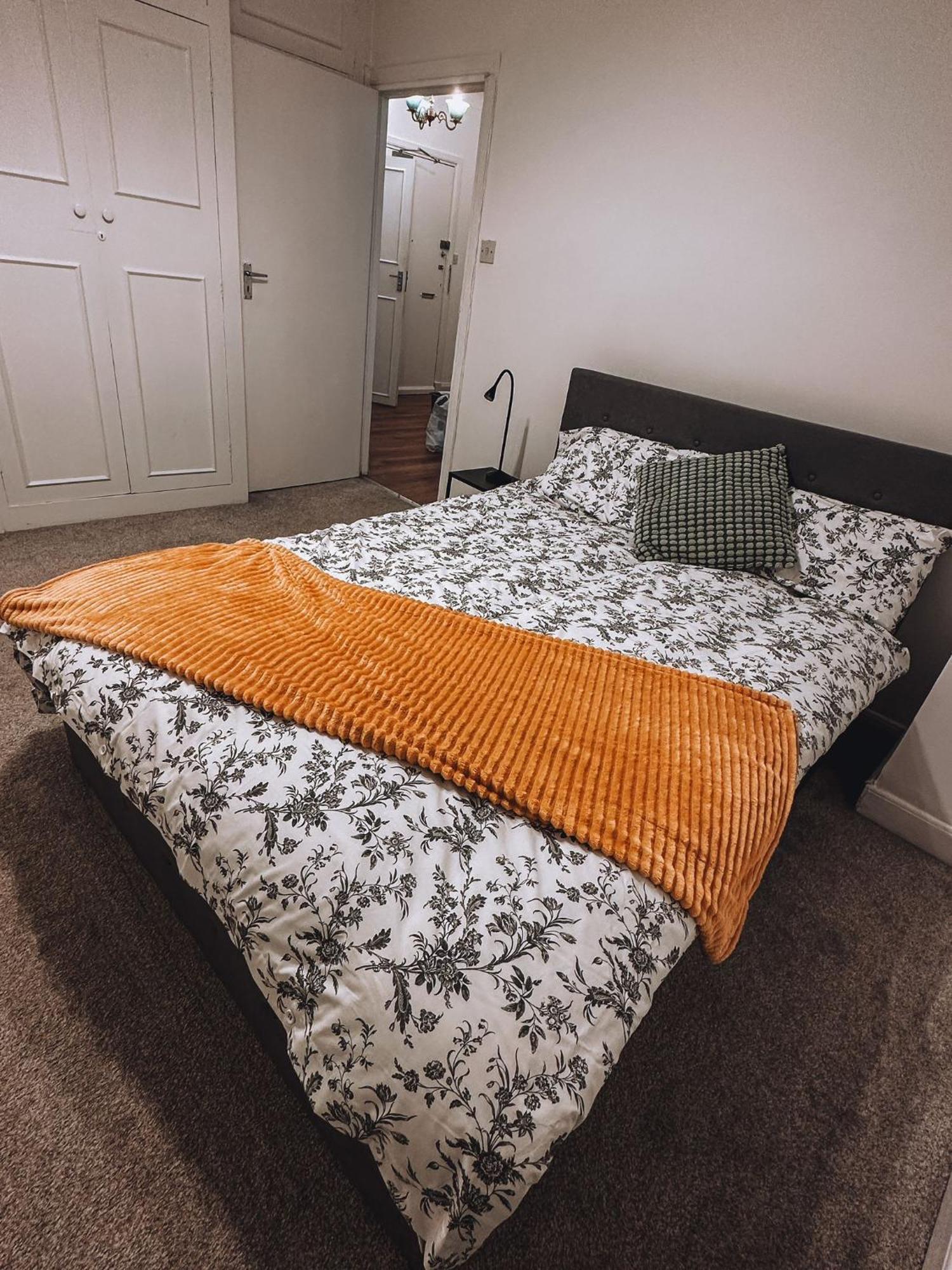 Cosy 2 Bedroom Apartment In Swiss Cottage. Londýn Exteriér fotografie