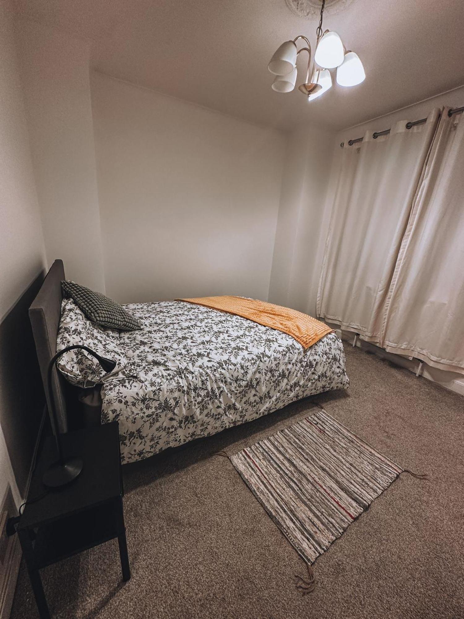 Cosy 2 Bedroom Apartment In Swiss Cottage. Londýn Exteriér fotografie